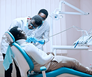 Rectangle 1063 Cleaning with Air Flow. Painless Practice